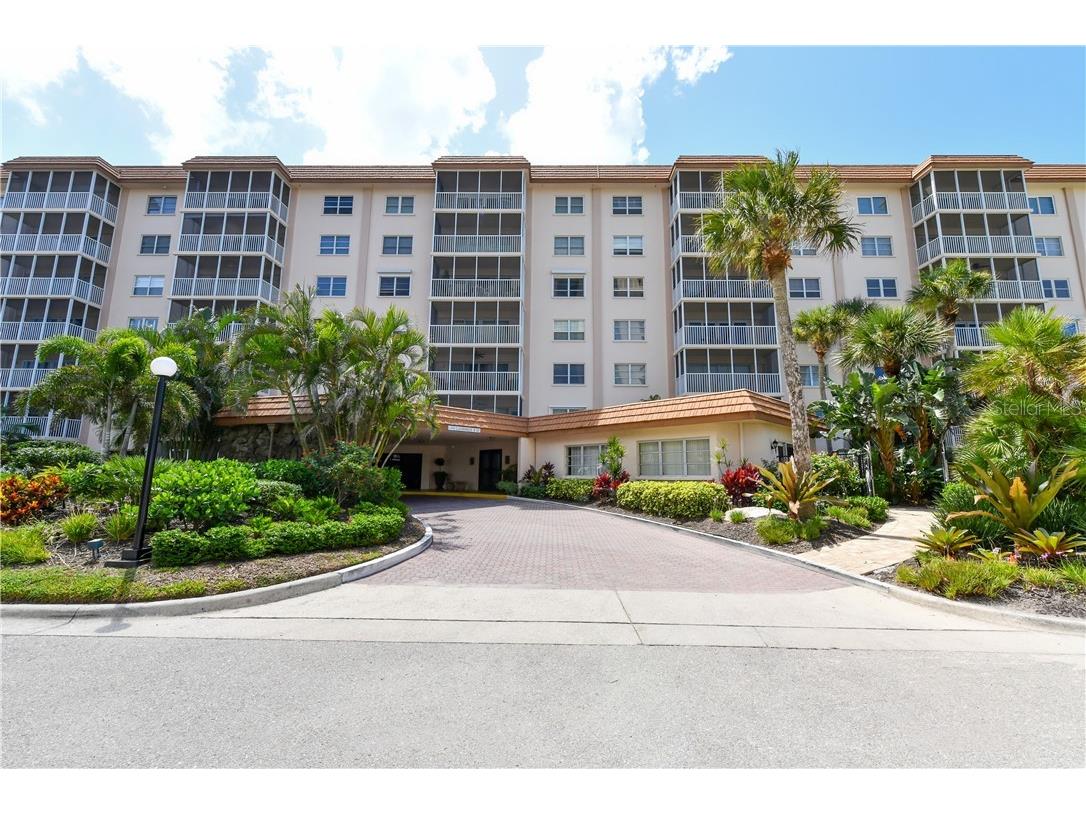 800 Benjamin Franklin Drive #403 Sarasota FL 34236 T3194049 image4