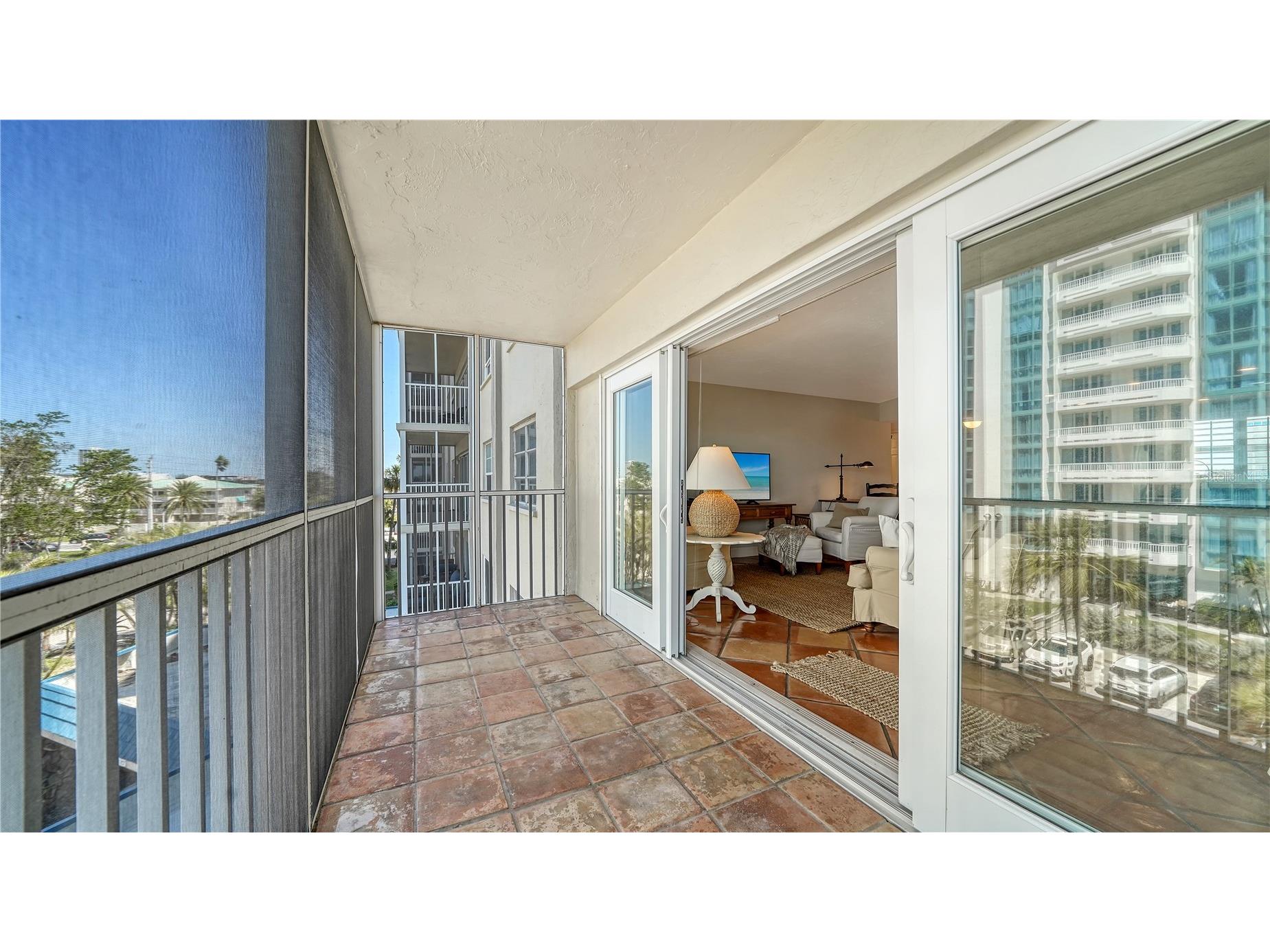 800 Benjamin Franklin Drive #406 Sarasota FL 34236 A4692189 image14