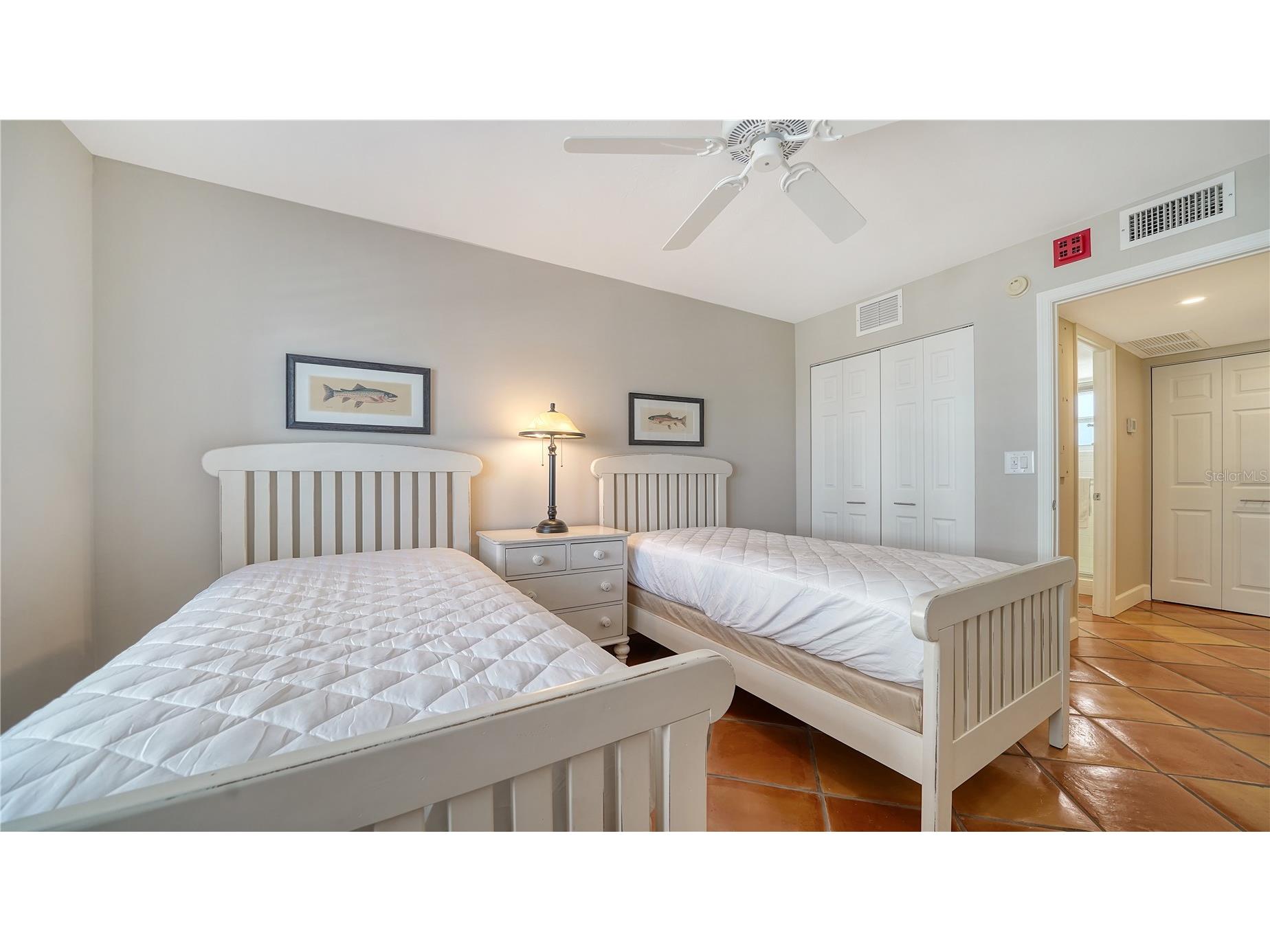 800 Benjamin Franklin Drive #406 Sarasota FL 34236 A4692189 image24