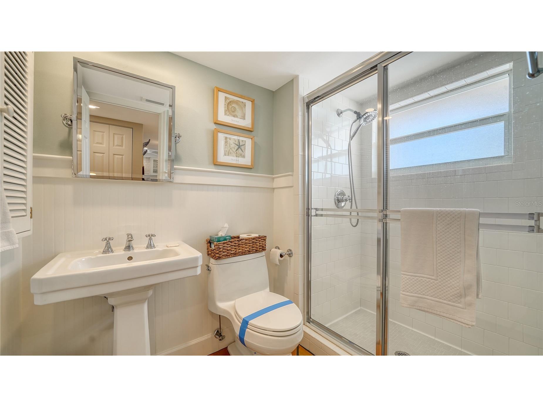 800 Benjamin Franklin Drive #406 Sarasota FL 34236 A4692189 image25