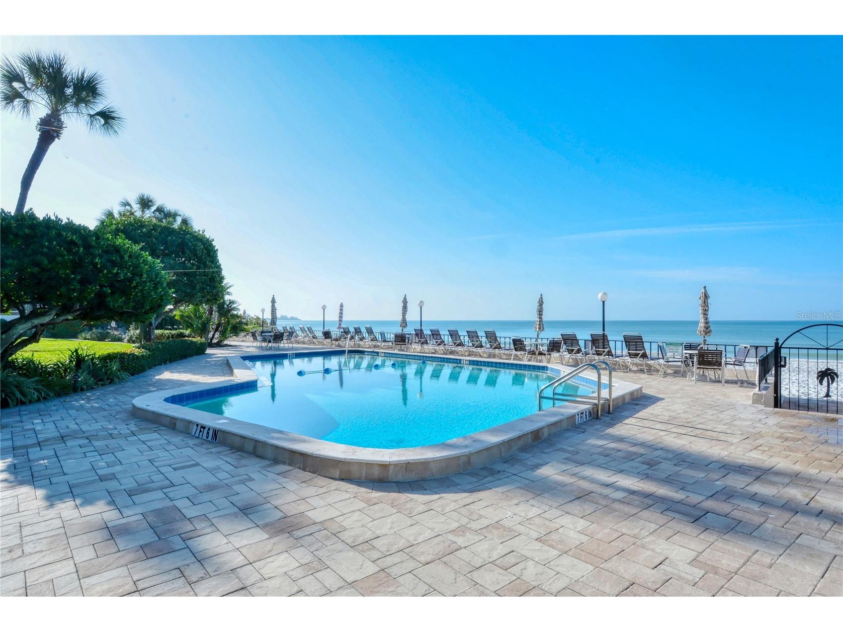 800 Benjamin Franklin Drive #406 Sarasota FL 34236 A4692189 image29