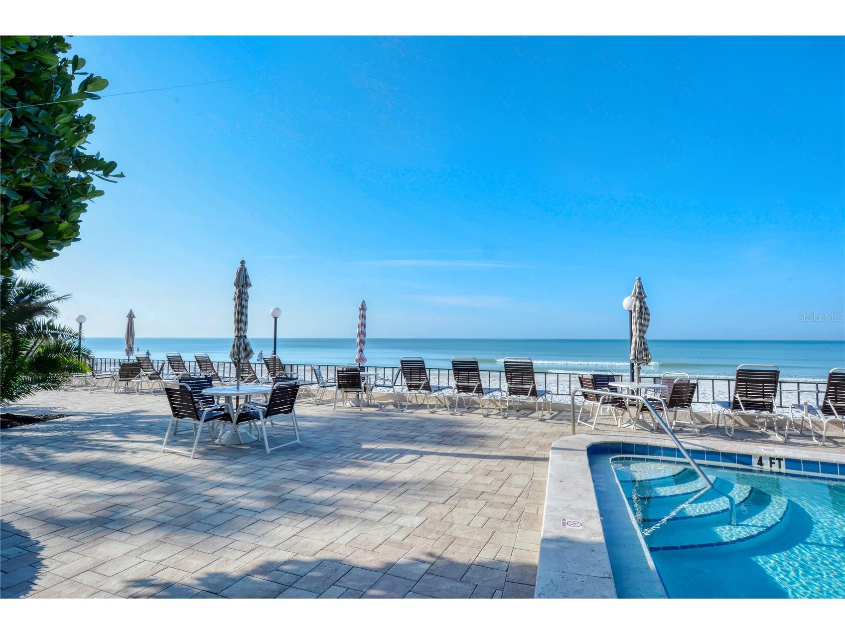 800 Benjamin Franklin Drive #406 Sarasota FL 34236 A4692189 image31