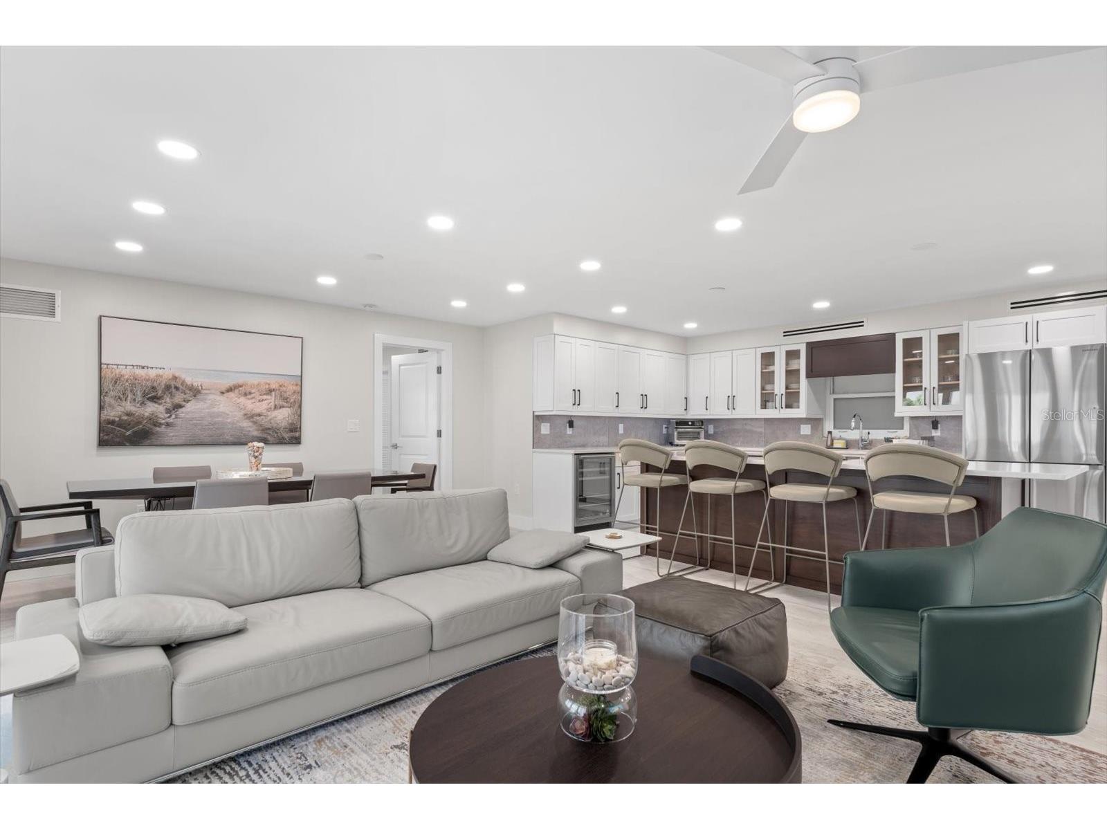 800 Benjamin Franklin Drive #505 Sarasota FL 34236 A4695740 image10