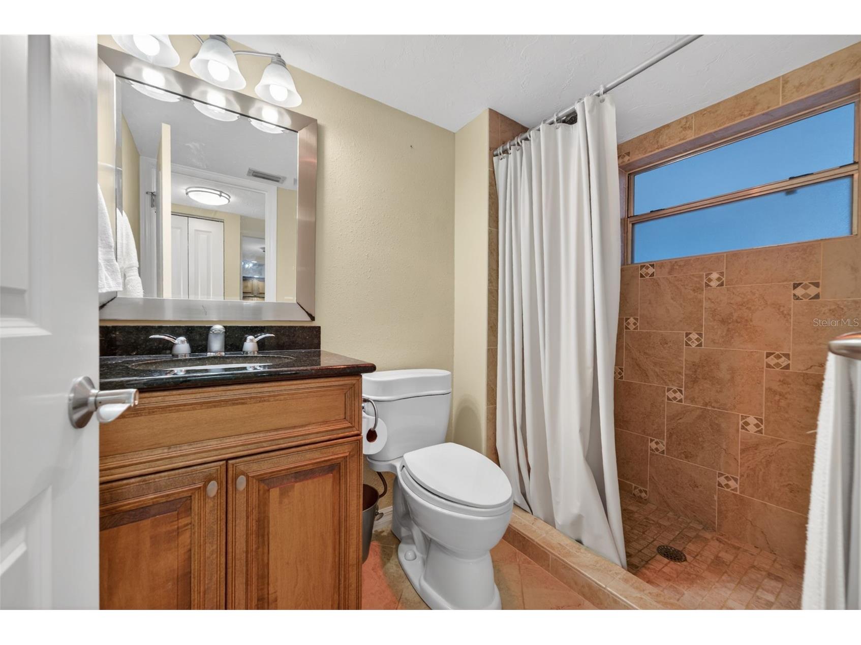 800 Benjamin Franklin Drive #509 Sarasota FL 34236 A4691604 image38