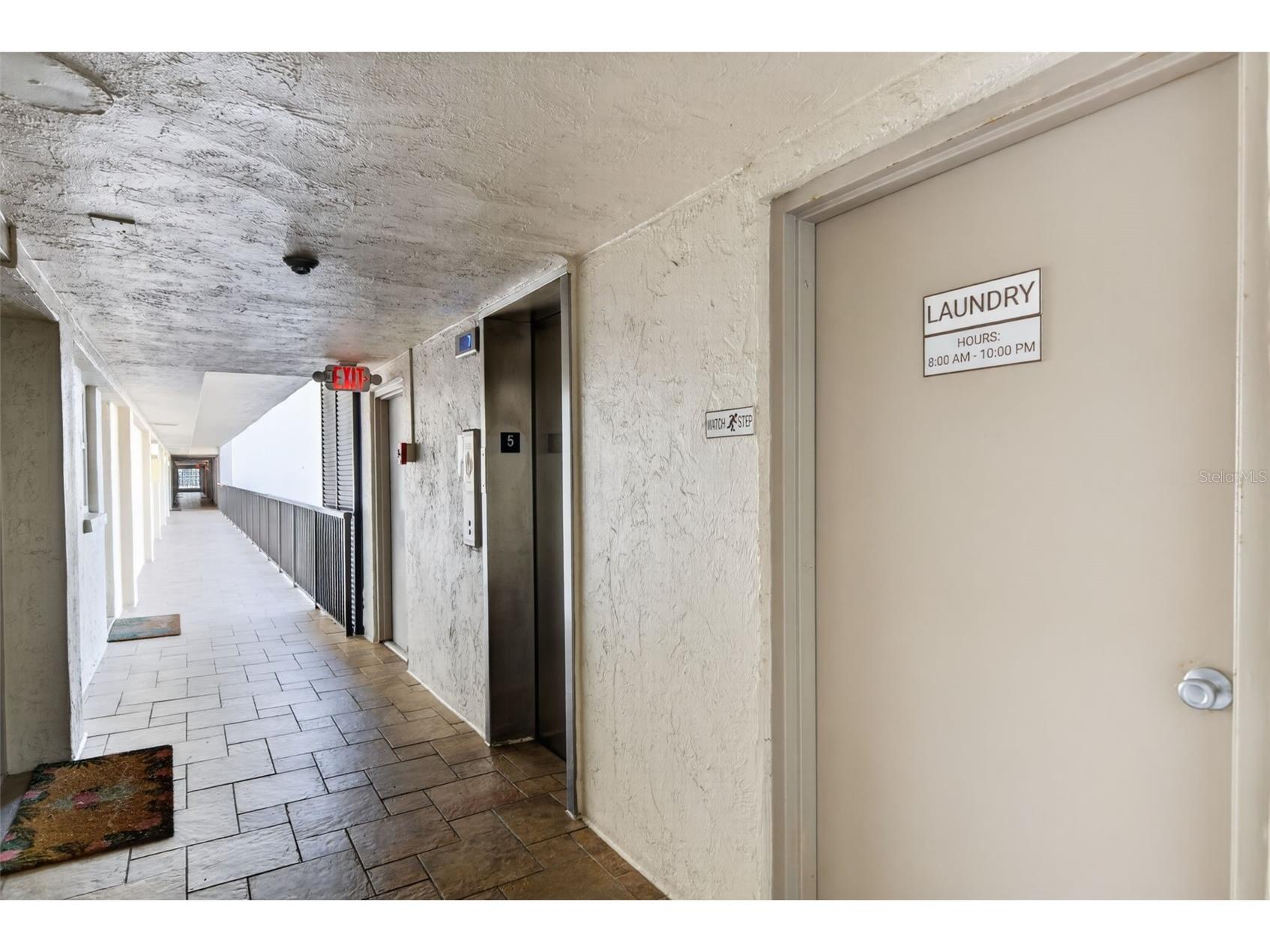 800 Benjamin Franklin Drive #509 Sarasota FL 34236 A4691604 image40