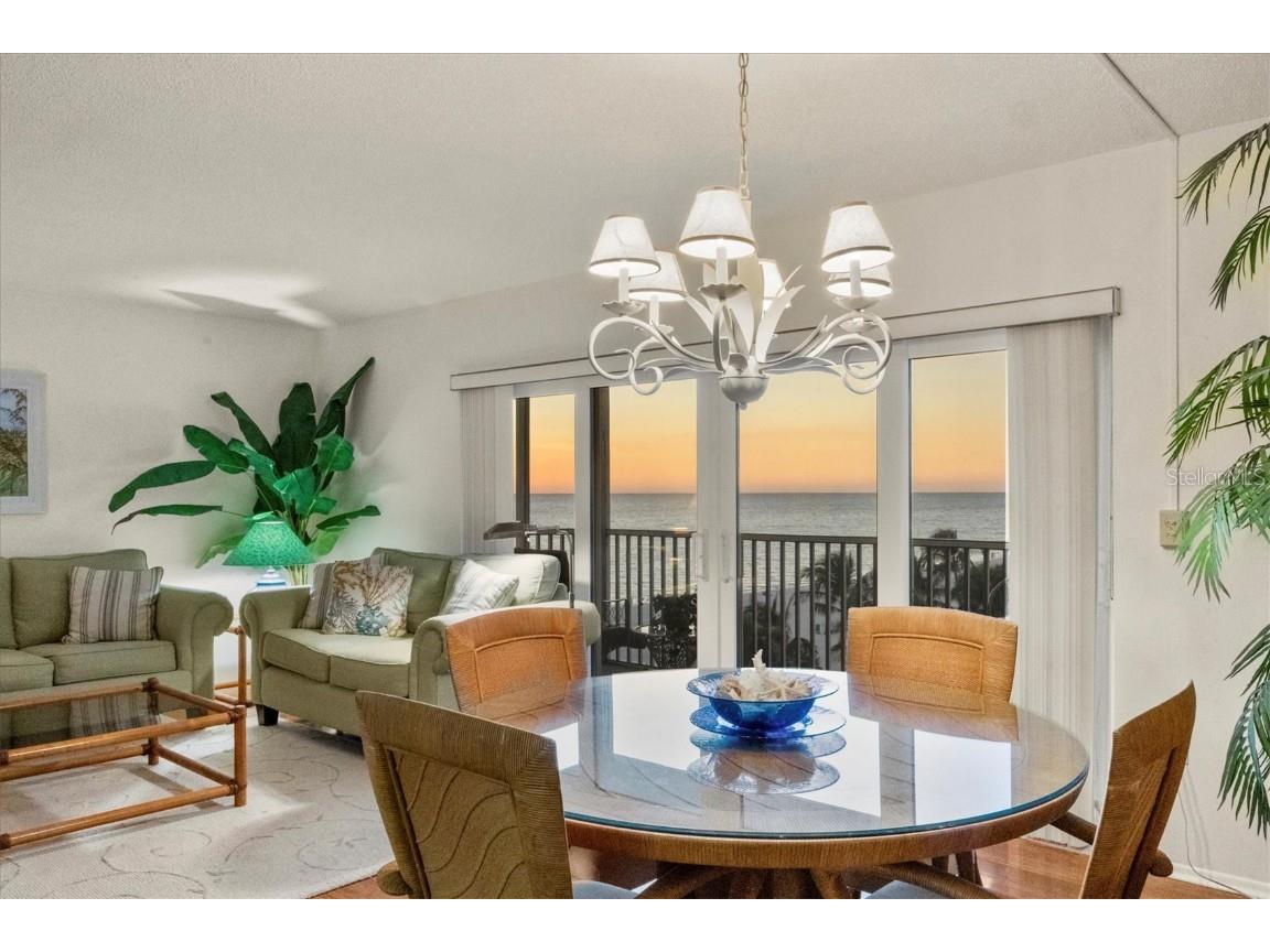 800 Benjamin Franklin Drive #607 Sarasota FL 34236 - GULF OF MEXICO A4669063 image1