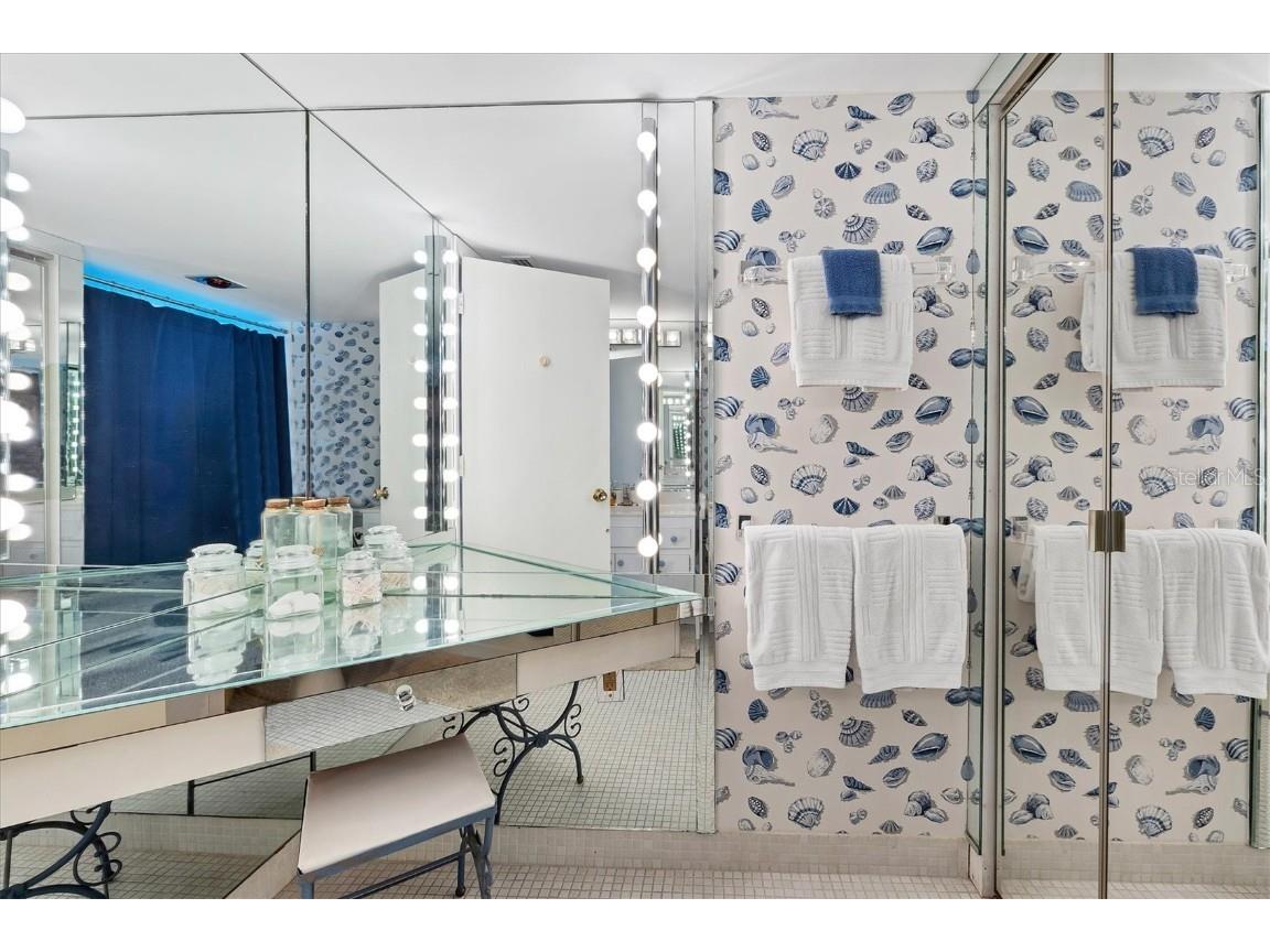 800 Benjamin Franklin Drive #607 Sarasota FL 34236 - GULF OF MEXICO A4669063 image25