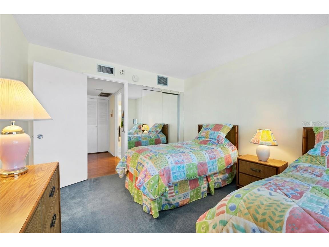 800 Benjamin Franklin Drive #607 Sarasota FL 34236 - GULF OF MEXICO A4669063 image29