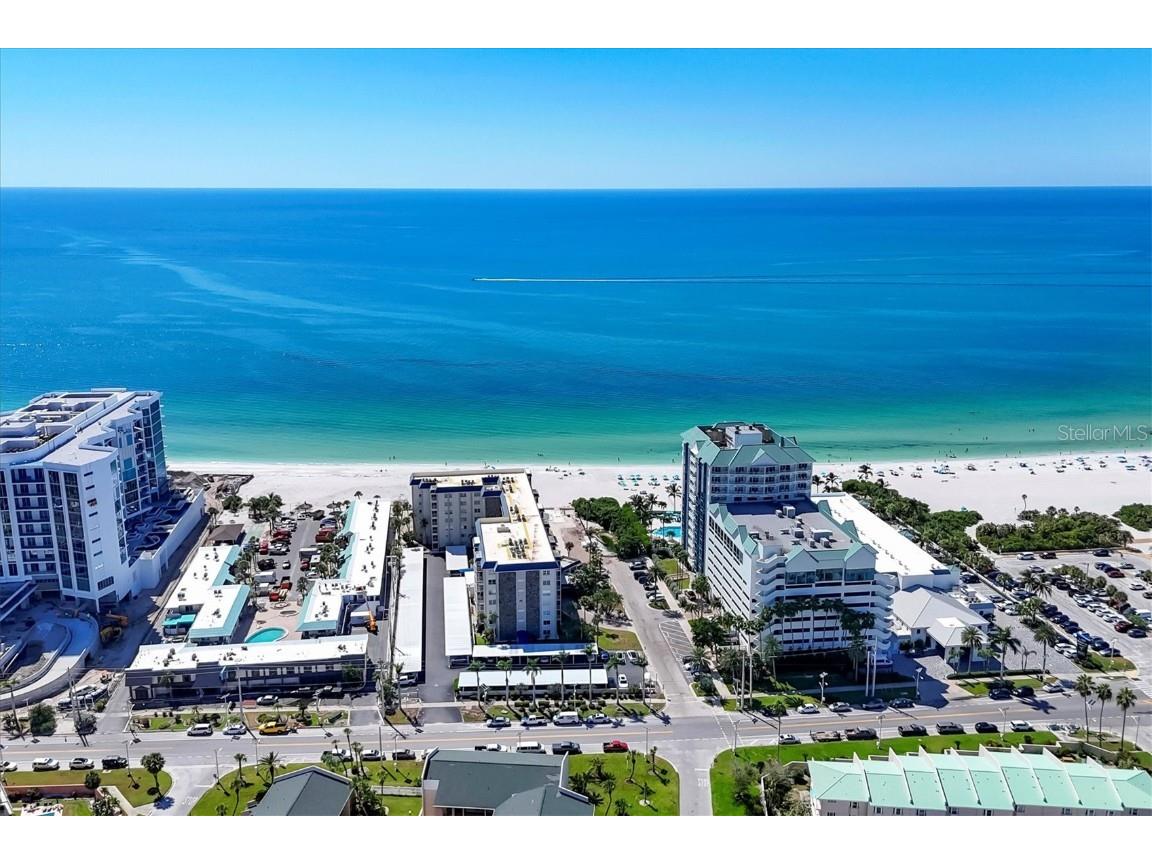 800 Benjamin Franklin Drive #607 Sarasota FL 34236 - GULF OF MEXICO A4669063 image35