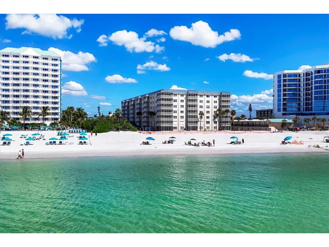 800 Benjamin Franklin Drive #607 Sarasota FL 34236 - GULF OF MEXICO A4669063 image40
