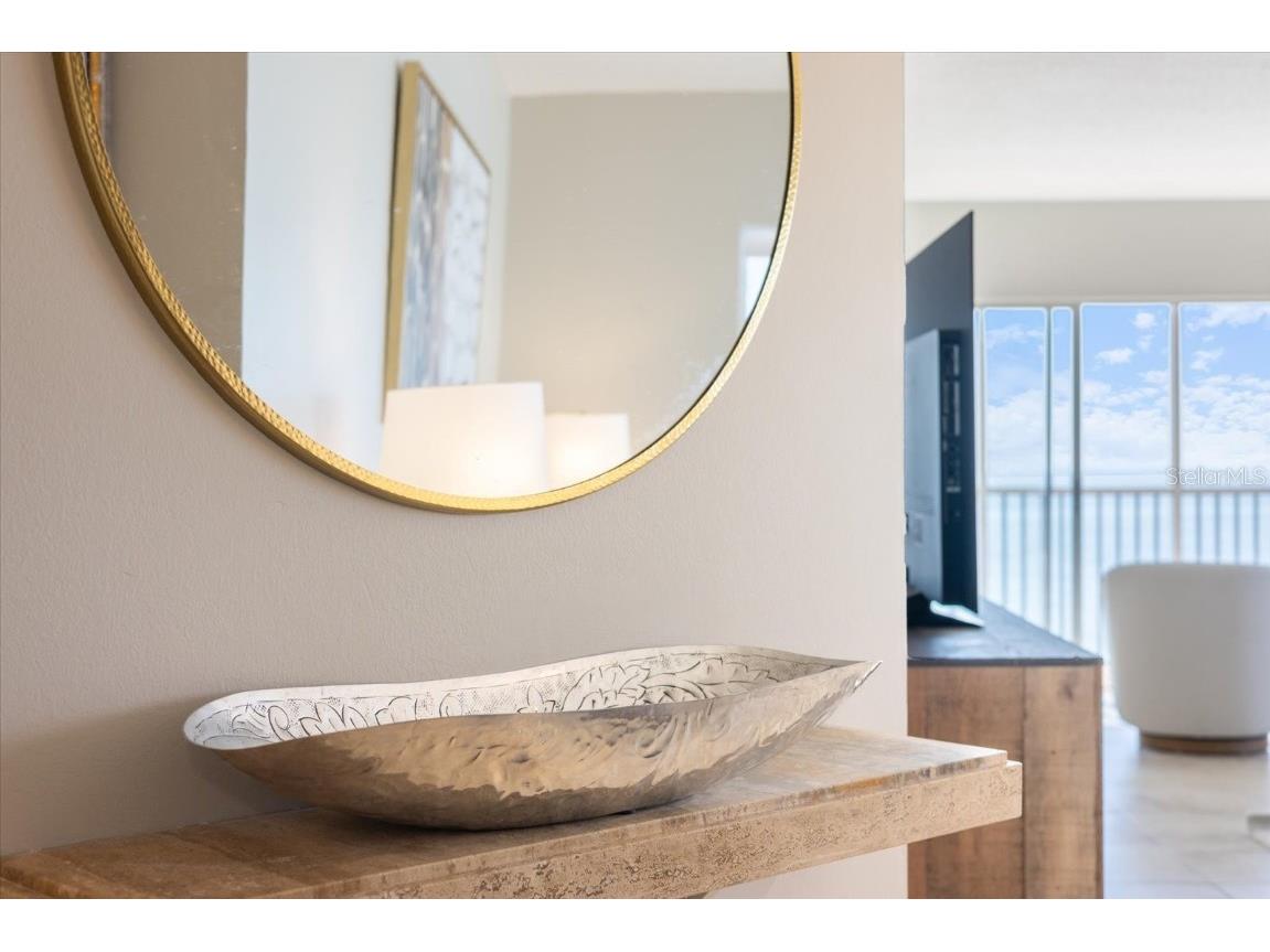 800 Benjamin Franklin Drive #608 Sarasota FL 34236 A4640012 image12