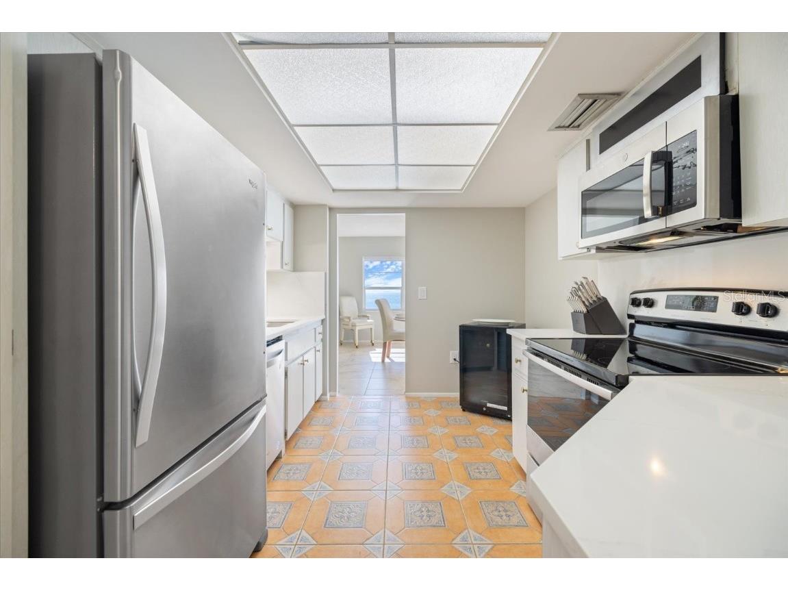 800 Benjamin Franklin Drive #608 Sarasota FL 34236 A4640012 image16