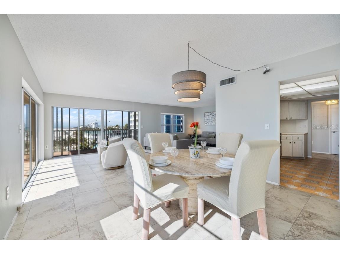 800 Benjamin Franklin Drive #608 Sarasota FL 34236 A4640012 image5