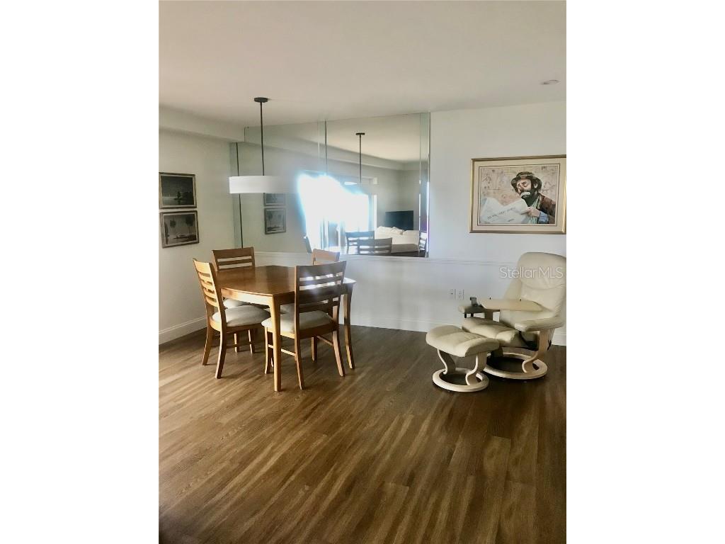 800 Benjamin Franklin Drive #704 Sarasota FL 34236 A4162708 image10