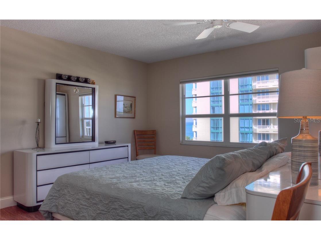 800 Benjamin Franklin Drive #704 Sarasota FL 34236 A4162708 image14