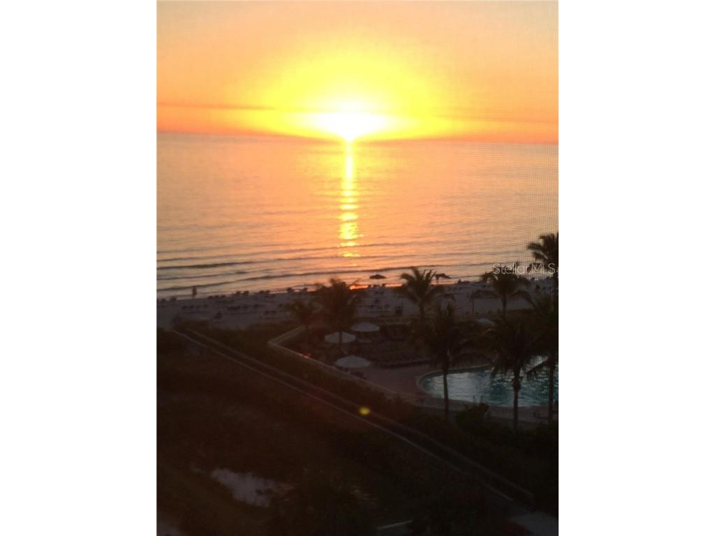 800 Benjamin Franklin Drive #704 Sarasota FL 34236 A4162708 image25