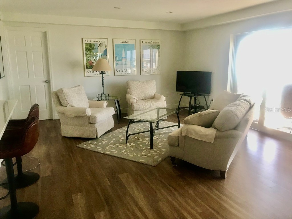 800 Benjamin Franklin Drive #704 Sarasota FL 34236 A4162708 image4