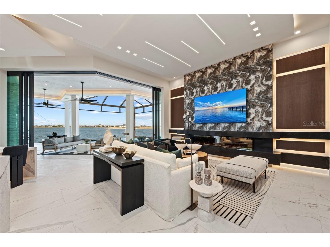 800 Blue Shell Loop Sarasota FL 34240 A4646528 image12