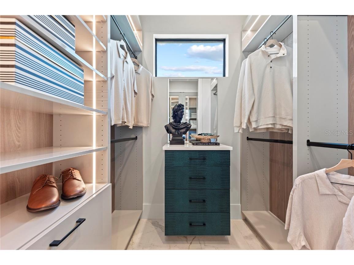 800 Blue Shell Loop Sarasota FL 34240 A4646528 image40