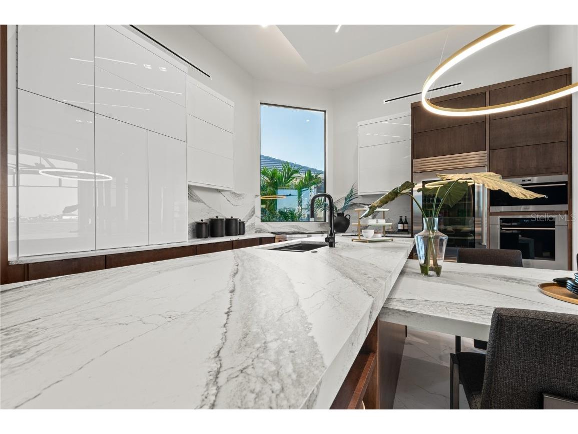 800 Blue Shell Loop Sarasota FL 34240 A4646528 image99