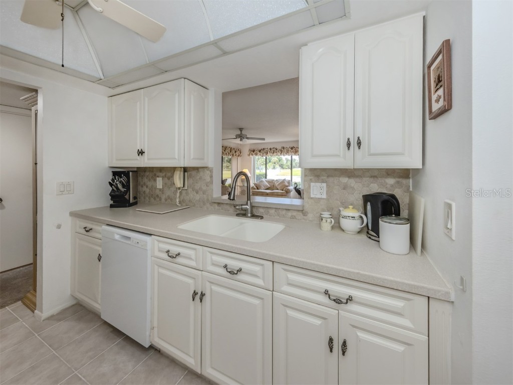 800 Capri Isles Boulevard #124 Venice FL 34292 N6138851 image20