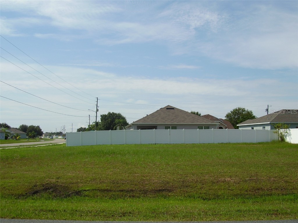 800 Carrousel Lane Kissimmee FL 34759 R4909978 image1