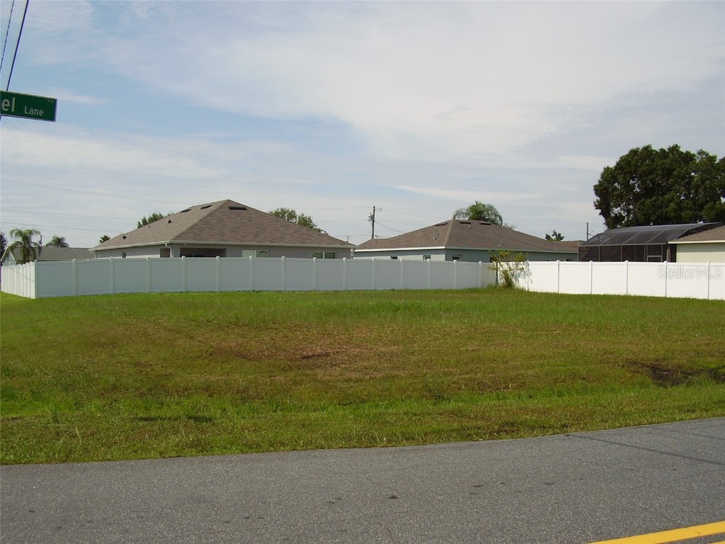 800 Carrousel Lane Kissimmee FL 34759 R4909978 image3