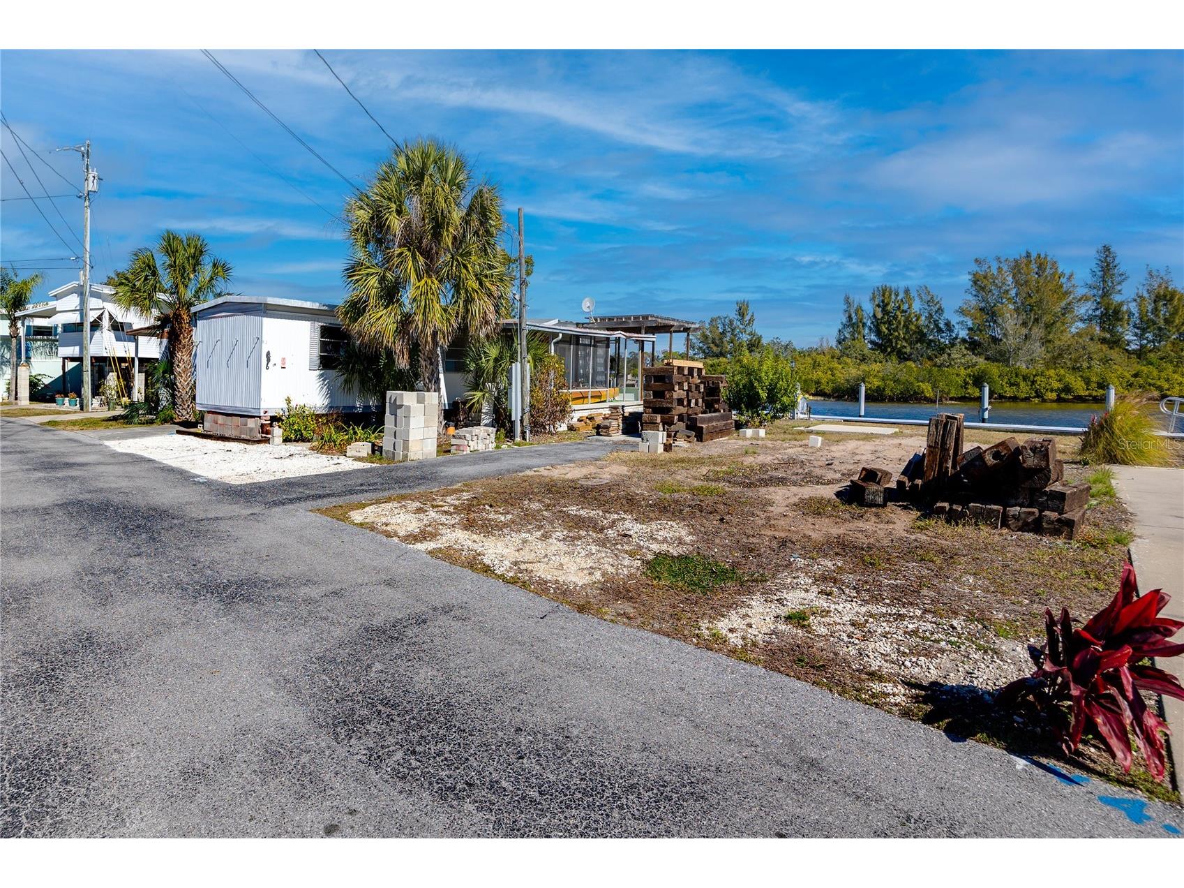 800 Chesapeake Drive #13 Tarpon Springs FL 34689 - BETWEEN TARPON & KREAMER BAYO TB8470312 image14
