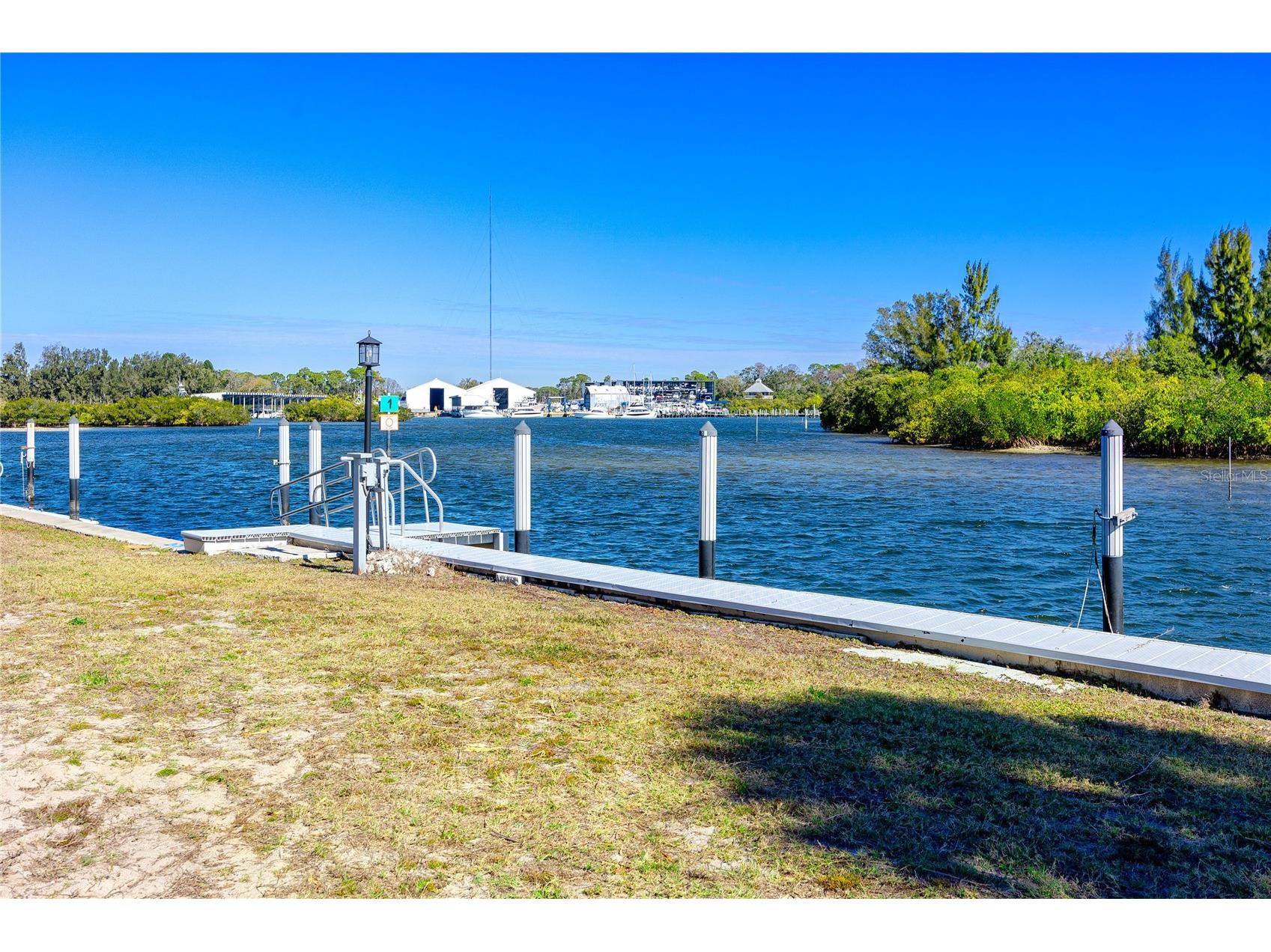 800 Chesapeake Drive #13 Tarpon Springs FL 34689 - BETWEEN TARPON & KREAMER BAYO TB8470312 image17