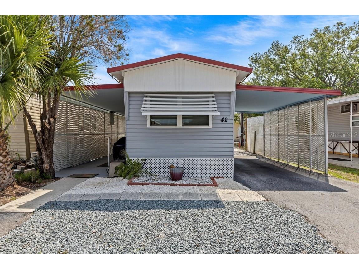 800 Chesapeake Drive #42 Tarpon Springs FL 34689 - BOAT SLIP WITH GULF ACCESS W7875316 image1