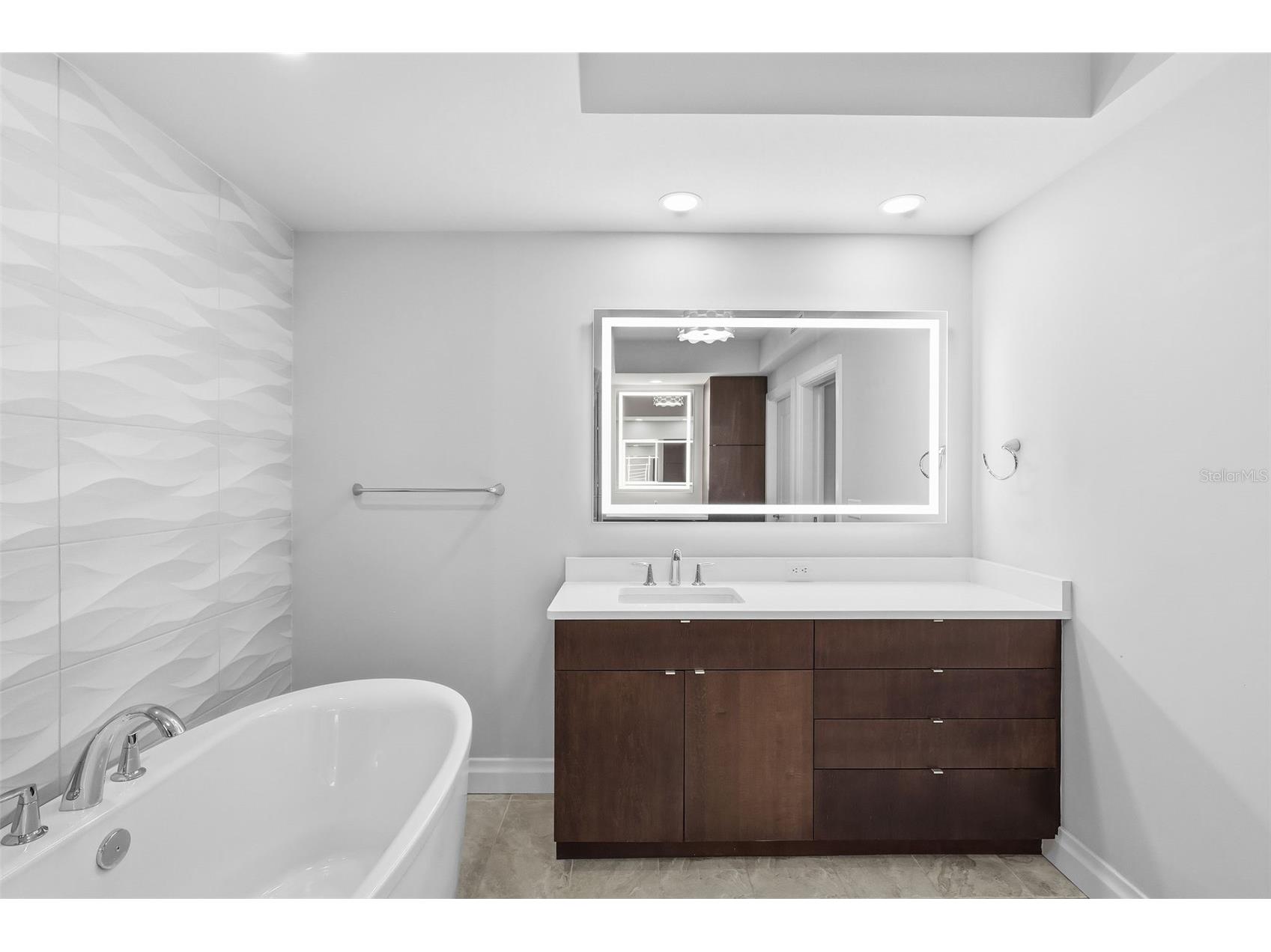 800 Collany Road #302 Saint Petersburg FL 33715 O6363055 image61