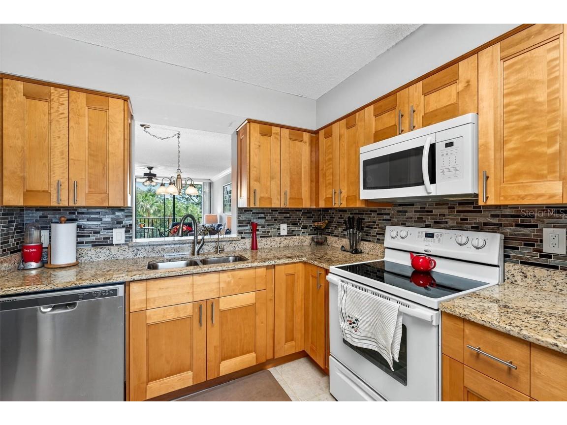 800 Cove Cay Drive #4D Clearwater FL 33760 TB8445736 image4