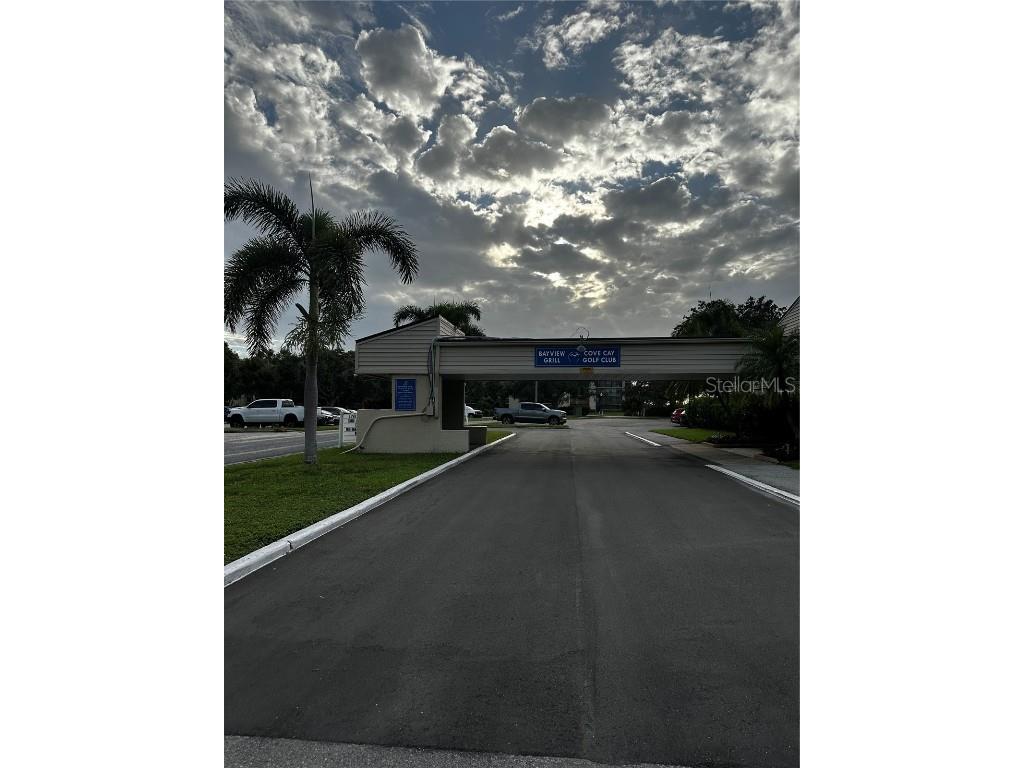 800 Cove Cay Drive #4F Clearwater FL 33760 TB8434131 image32