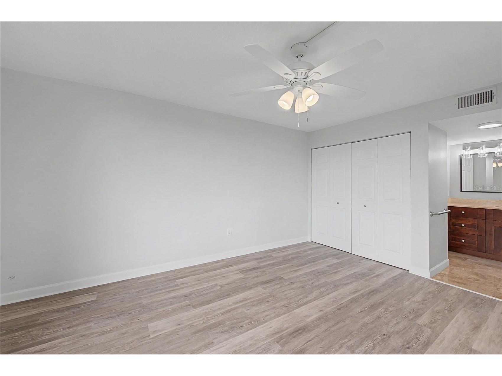 800 Cove Cay Drive #5G Clearwater FL 33760 - TAMPA BAY TB8526150 image22