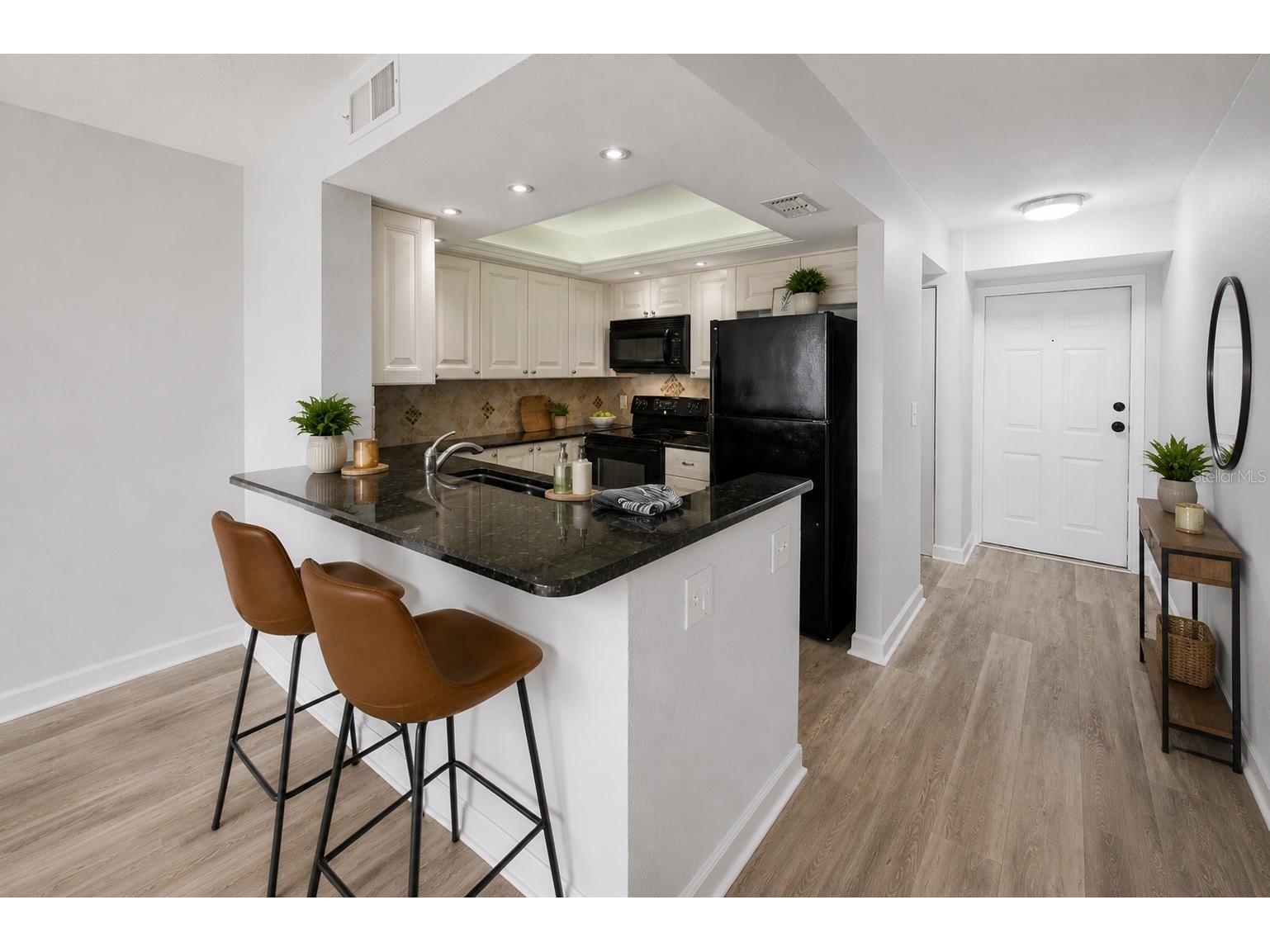 800 Cove Cay Drive #5G Clearwater FL 33760 - TAMPA BAY TB8526150 image6