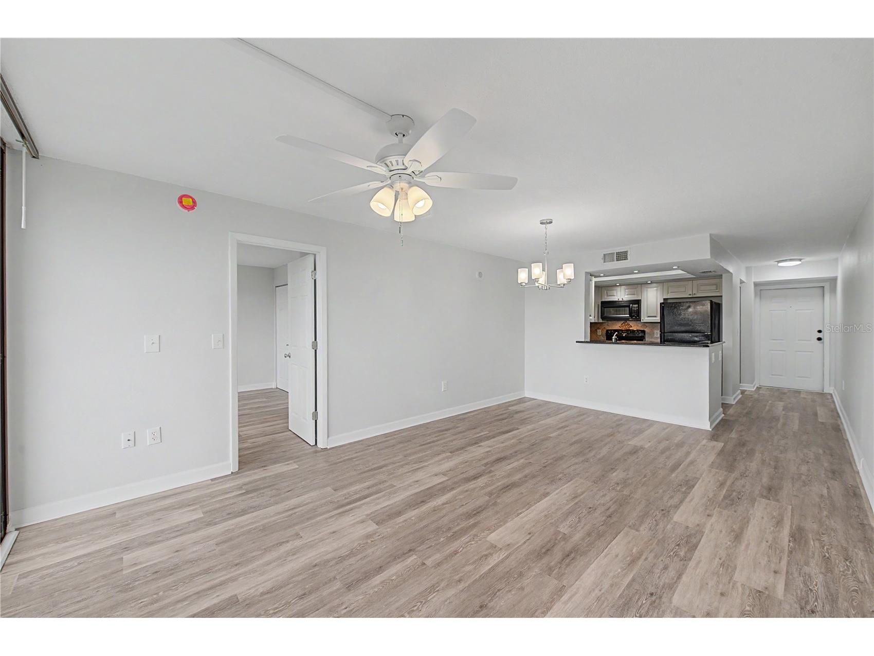800 Cove Cay Drive #5G Clearwater FL 33760 - TAMPA BAY TB8526150 image9