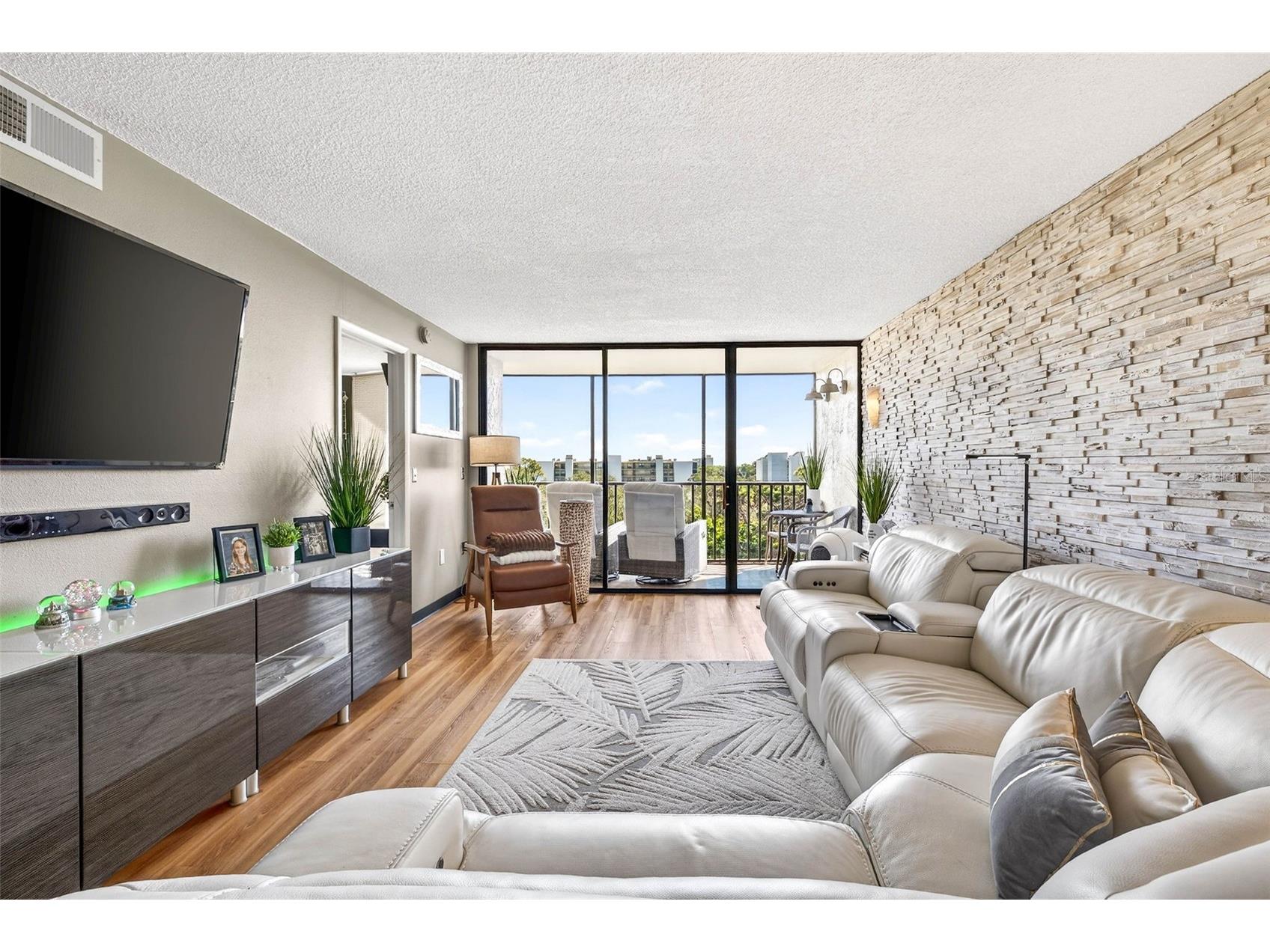 800 Cove Cay Drive #7D Clearwater FL 33760 TB8483413 image17