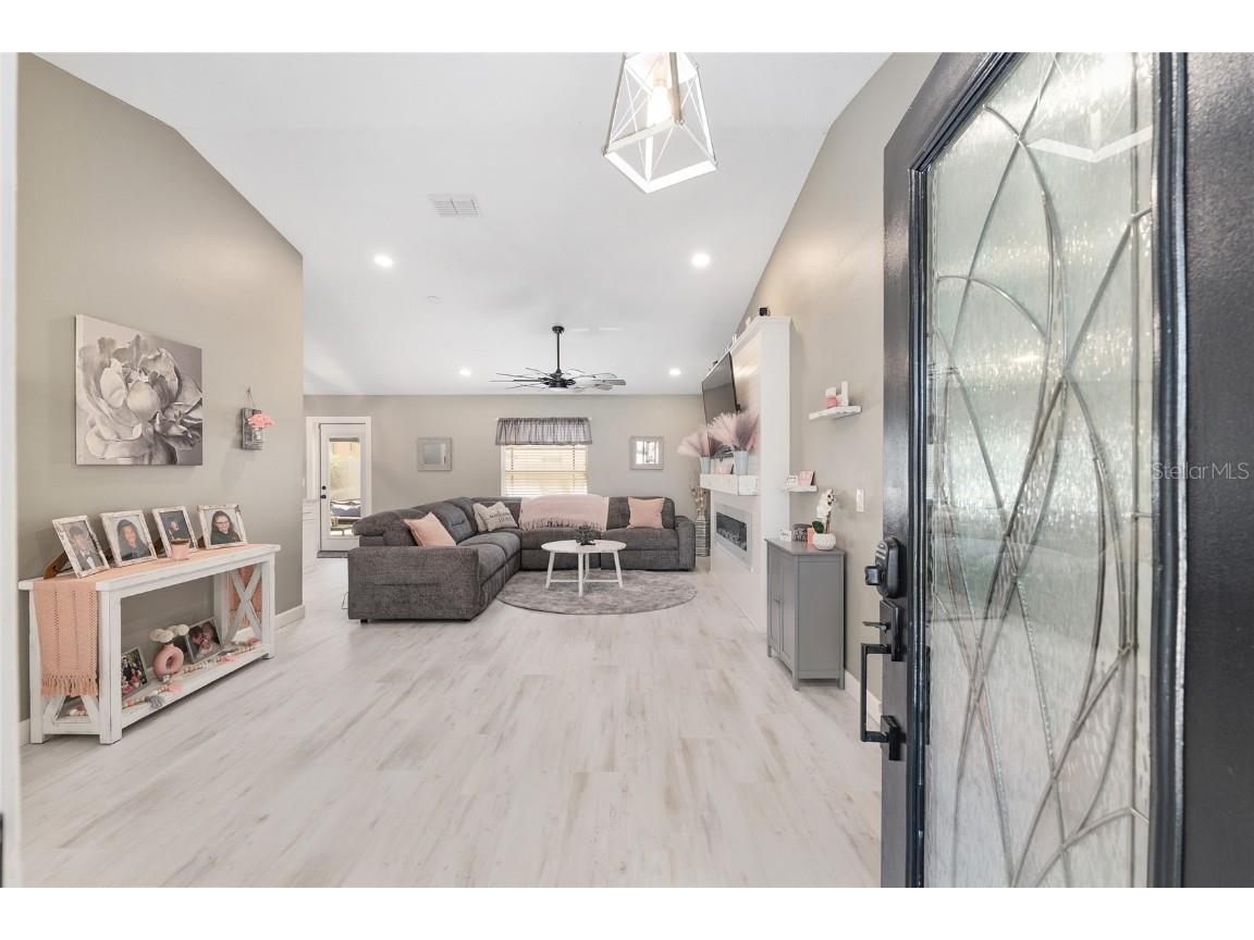 800 Crestview Circle N Wildwood FL 34785 G5103731 image10