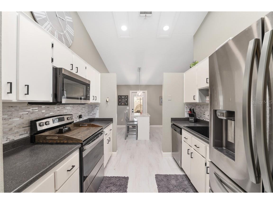 800 Crestview Circle N Wildwood FL 34785 G5103731 image27