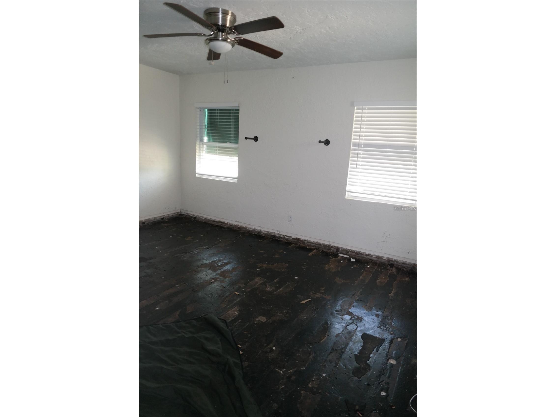 800 E Harbor Drive S Saint Petersburg FL 33705 TB8487211 image3