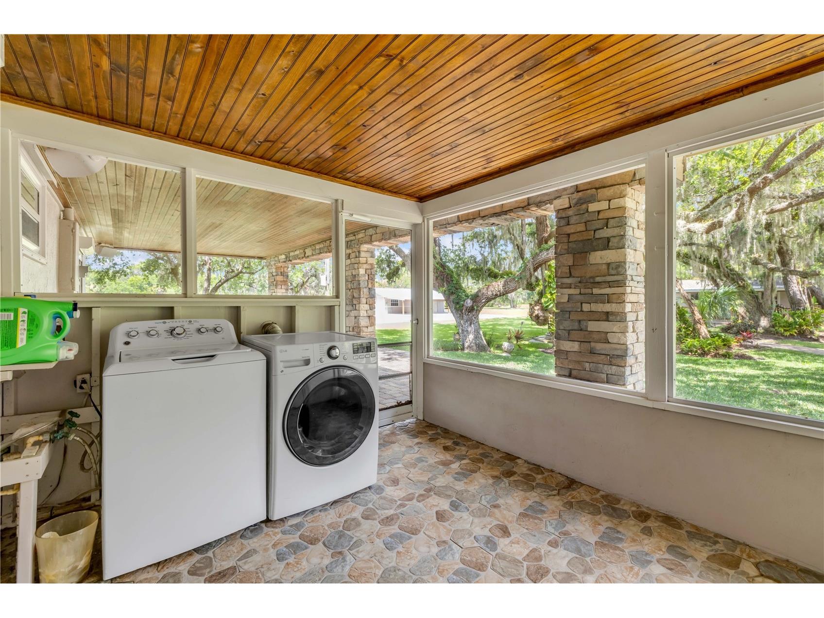 800 Hidden Oaks Lane Oak Hill FL 32759 NS1088593 image71