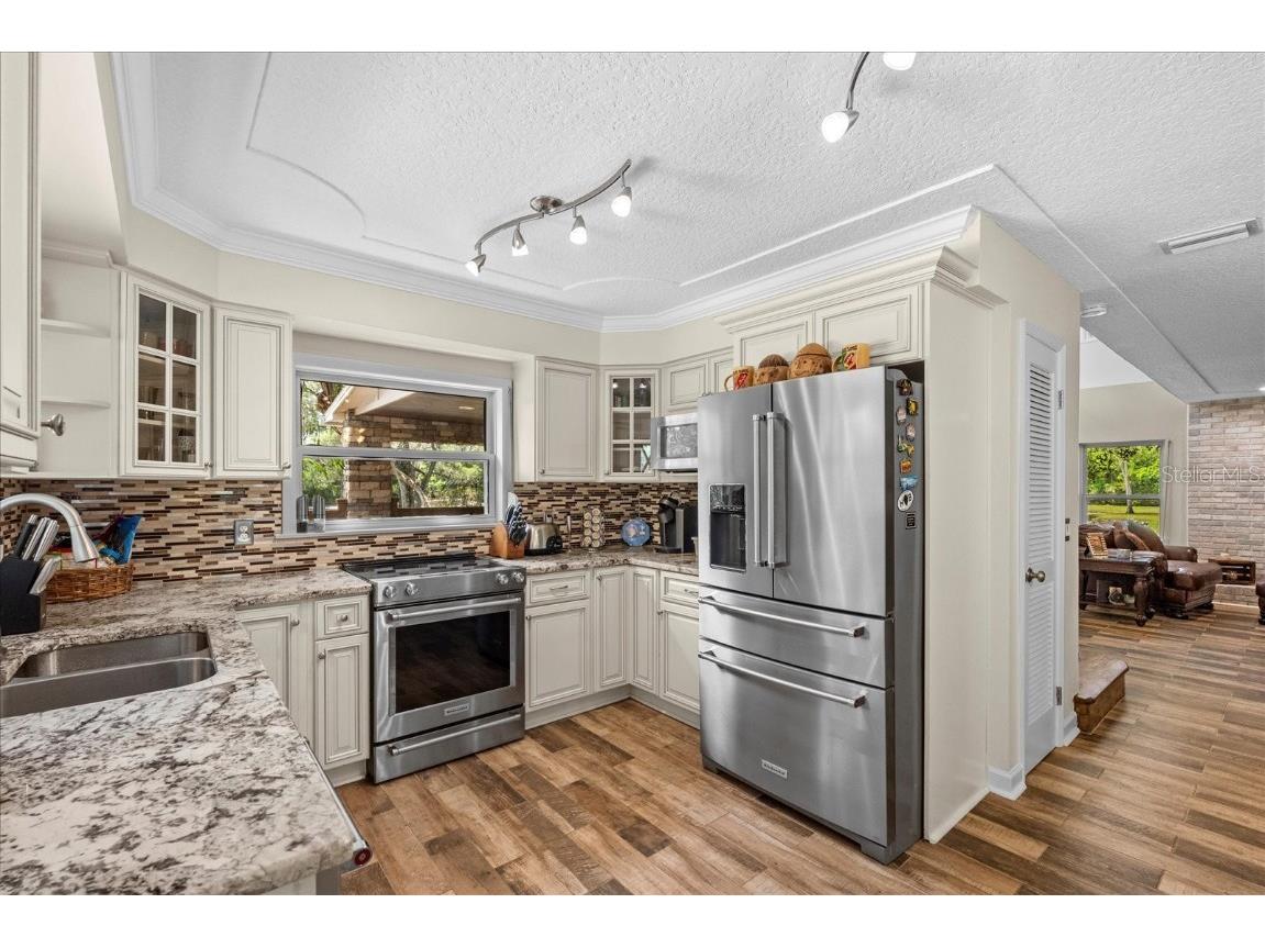 800 Hidden Oaks Lane Oak Hill FL 32759 V4942130 image13