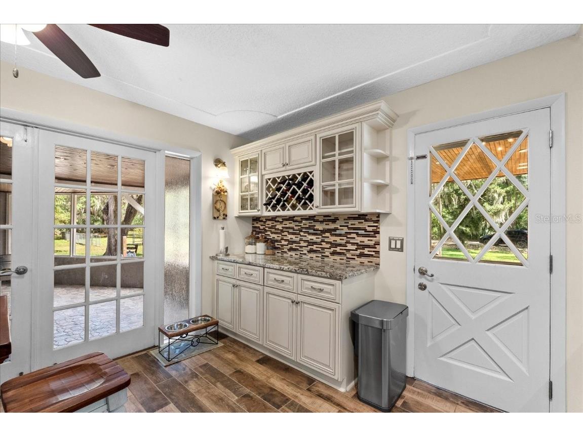 800 Hidden Oaks Lane Oak Hill FL 32759 V4942130 image17