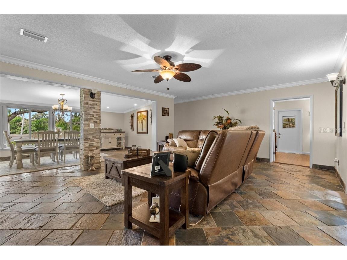 800 Hidden Oaks Lane Oak Hill FL 32759 V4942130 image21