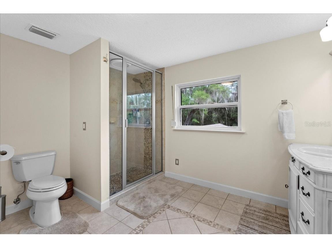 800 Hidden Oaks Lane Oak Hill FL 32759 V4942130 image45