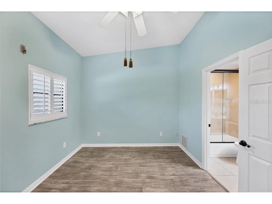 800 Hudson Avenue #106 Sarasota FL 34236 A4673881 image23