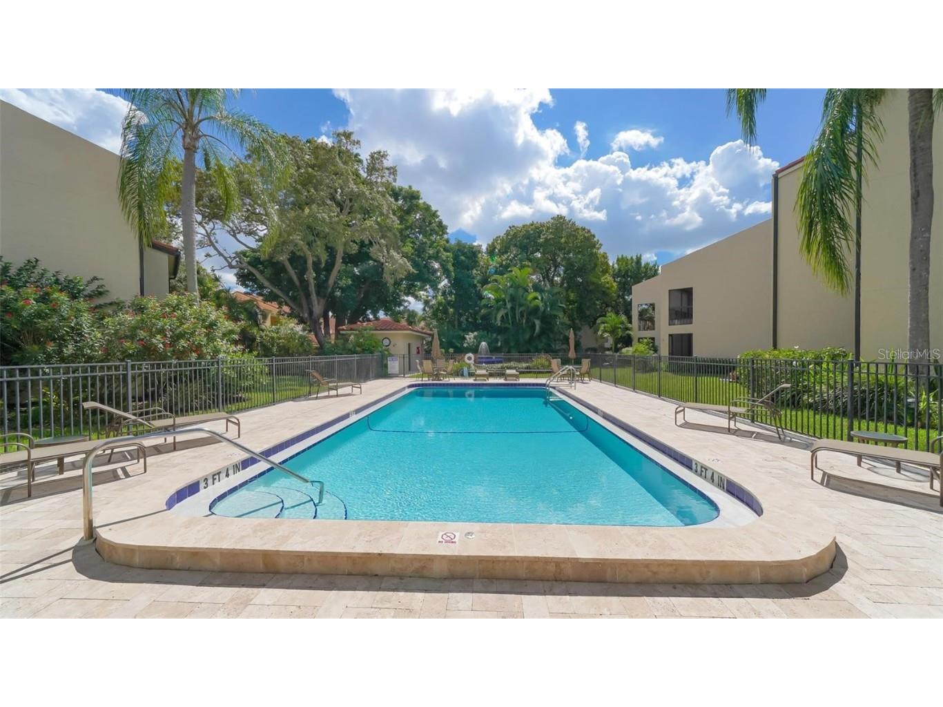 800 Hudson Avenue #106 Sarasota FL 34236 A4673881 image26