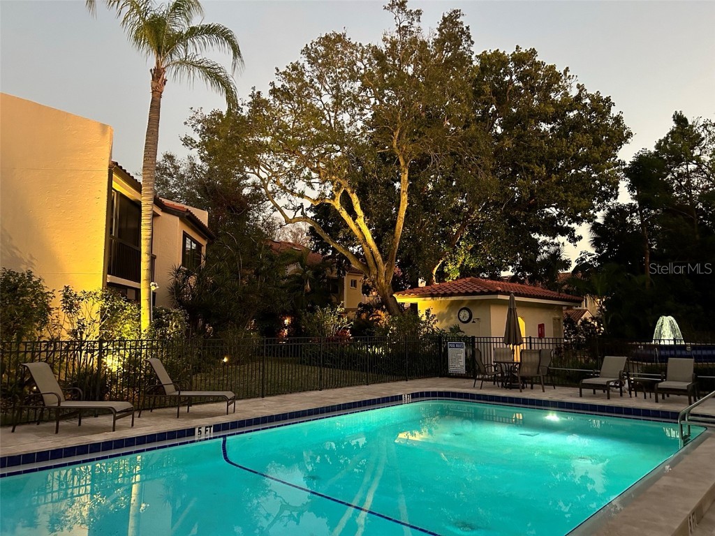 800 Hudson Avenue #106 Sarasota FL 34236 A4673881 image27