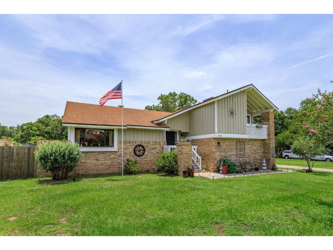 800 Lakeview Avenue Mount Dora FL 32757 G5099418 image1