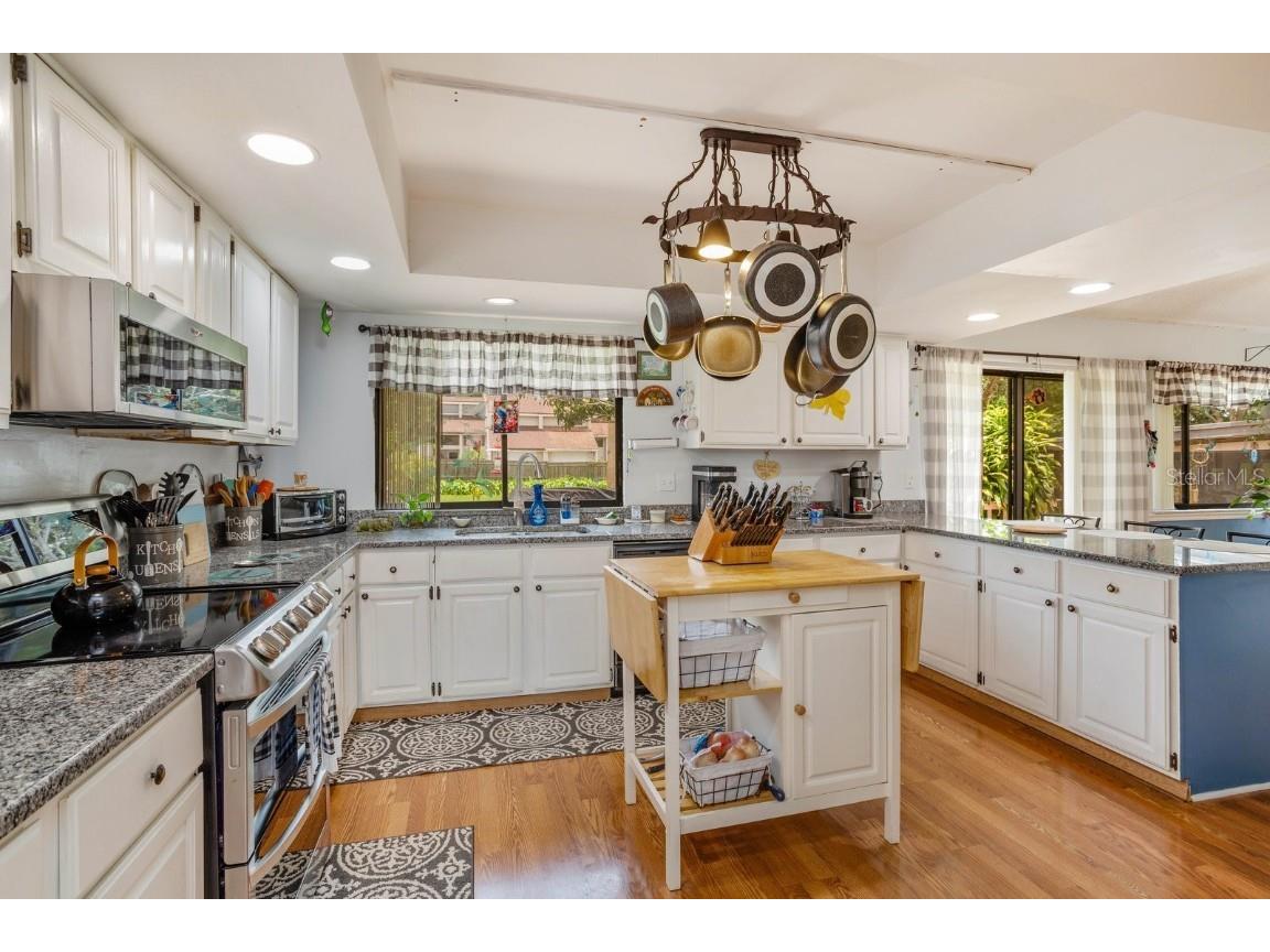 800 Lakeview Avenue Mount Dora FL 32757 G5099418 image12